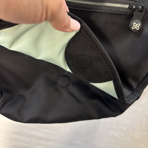 Sherpani Milli Crossbody Bag With Multiple Pockets & Adjustable Strap Black - Picture 6 of 16